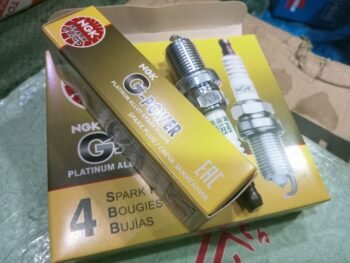 NGK ( BKR 6EGP/ 7092) SPARK PLUG